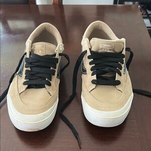 Vans Berle Pro Skate Tan Sneakers